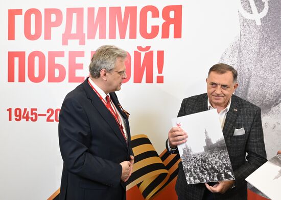 Arrival of President of Republika Srpska Milorad Dodik in Moscow for 80th anniversary of Victory