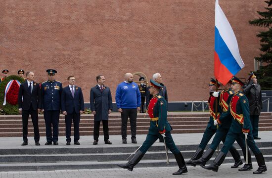 Russia Medvedev WWII Anniversary Wreath Laying