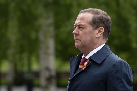 Russia Medvedev WWII Anniversary Wreath Laying