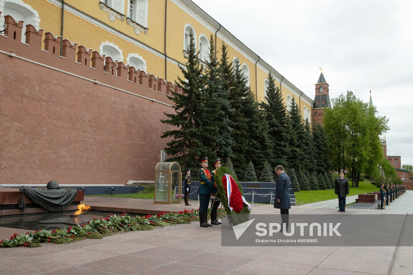Russia Medvedev WWII Anniversary Wreath Laying