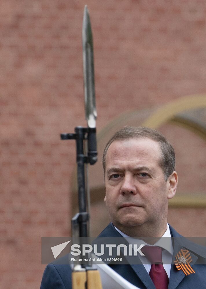 Russia Medvedev WWII Anniversary Wreath Laying