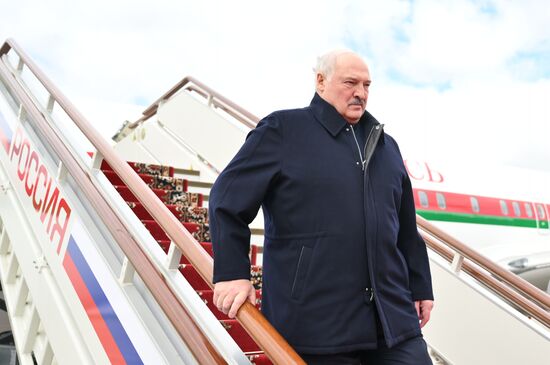 Arrival of President of Belarus Alexander Lukashenko in Moscow for 80th anniversary of Victory