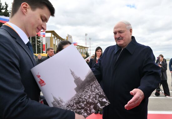 Arrival of President of Belarus Alexander Lukashenko in Moscow for 80th anniversary of Victory