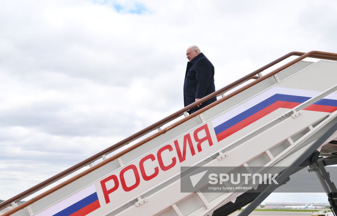 Arrival of President of Belarus Alexander Lukashenko in Moscow for 80th anniversary of Victory
