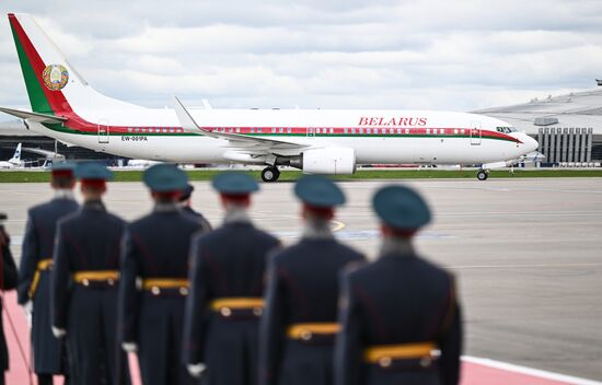 Arrival of President of Belarus Alexander Lukashenko in Moscow for 80th anniversary of Victory