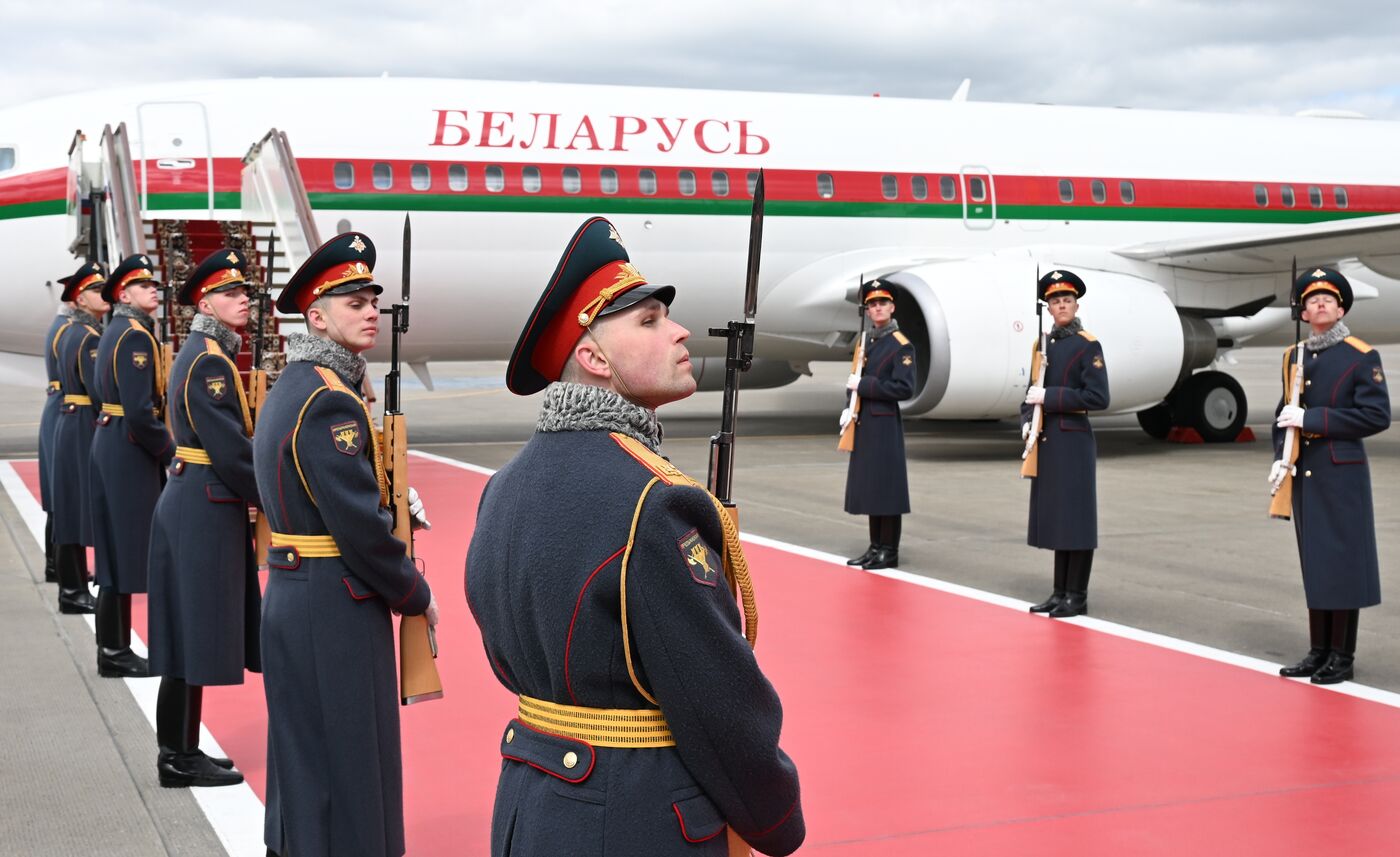 Arrival of President of Belarus Alexander Lukashenko in Moscow for 80th anniversary of Victory