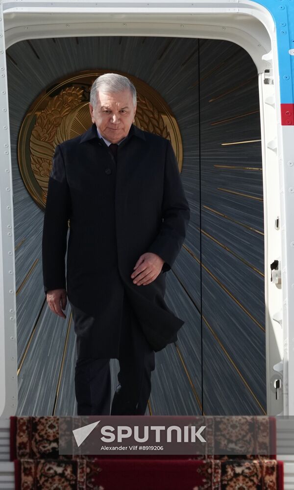 Arrival of President of Uzbekistan Shavkat Mirziyoyev in Moscow for 80th anniversary of Victory