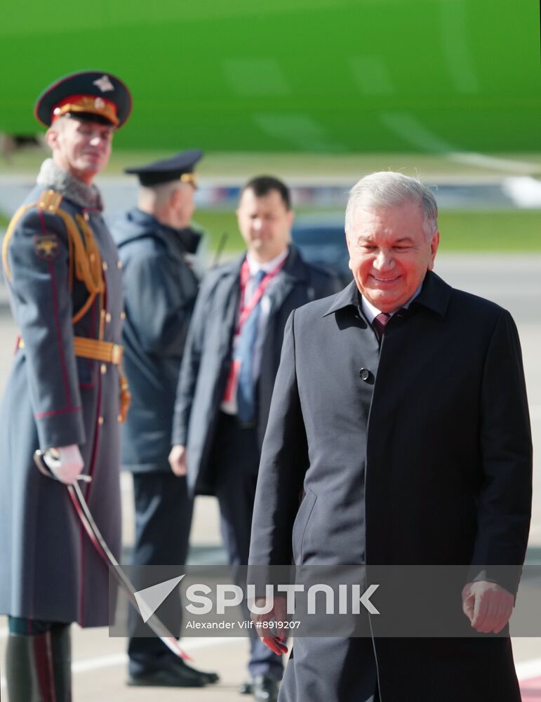 Arrival of President of Uzbekistan Shavkat Mirziyoyev in Moscow for 80th anniversary of Victory