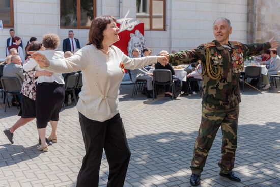 Moldova Transnistria WWII Veterans Congratulations