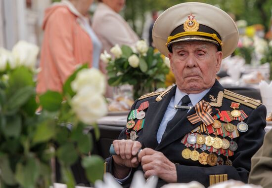 Moldova Transnistria WWII Veterans Congratulations