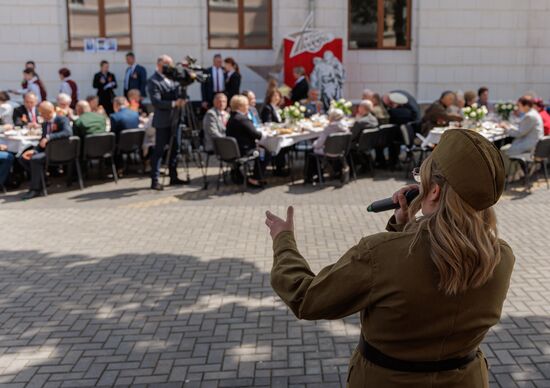 Moldova Transnistria WWII Veterans Congratulations