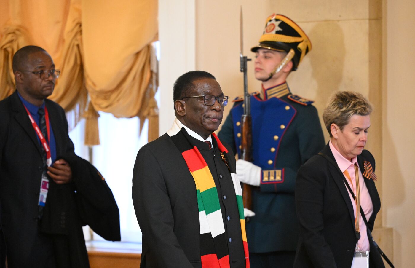 Heads of foreign delegations arrive in Kremlin for gala concert