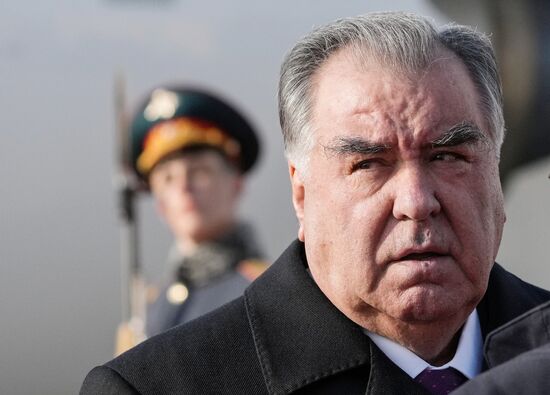 Arrival of President of Tajikistan Emomali Rahmon in Moscow to attend celebrations of 80th anniversary of Victory