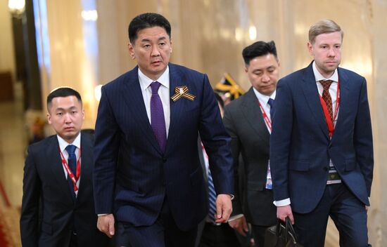 President of Mongolia Ukhnaagiin Khurelsukh arrived in the Kremlin for a gala concert held for heads of foreign delegations invited to the celebrations of the 80th anniversary of Victory in the Great Patriotic War. Location: Russia, Moscow. Author: Alexandr Kryazhev/Sputnik. Heads of foreign delegations arrive in Kremlin for gala concert