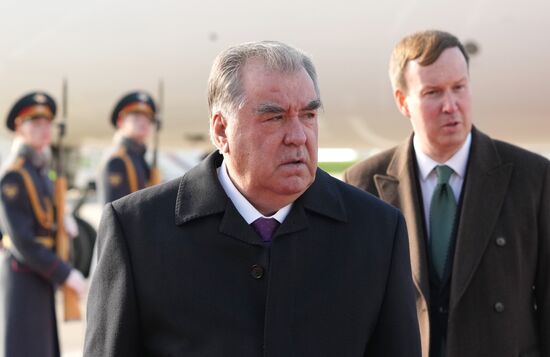 Arrival of President of Tajikistan Emomali Rahmon in Moscow to attend celebrations of 80th anniversary of Victory