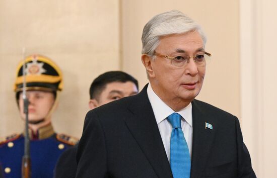 President of Kazakhstan Kassym-Jomart Tokayev arrives in the Kremlin for a gala concert held for heads of foreign delegations invited to the celebrations of the 80th anniversary of Victory in the Great Patriotic War. Location: Russia, Moscow. Author: Alexandr Kryazhev/Sputnik. Heads of foreign delegations arrive in Kremlin for gala concert