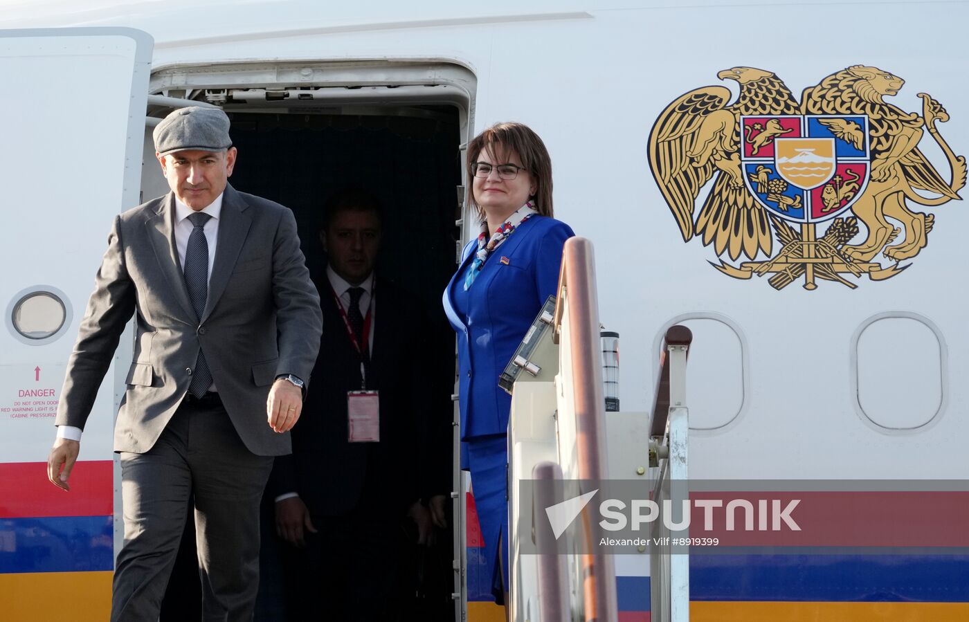 Arrival of Prime Minister of Armenia Nikol Pashinyan in Moscow for 80th anniversary of Victory