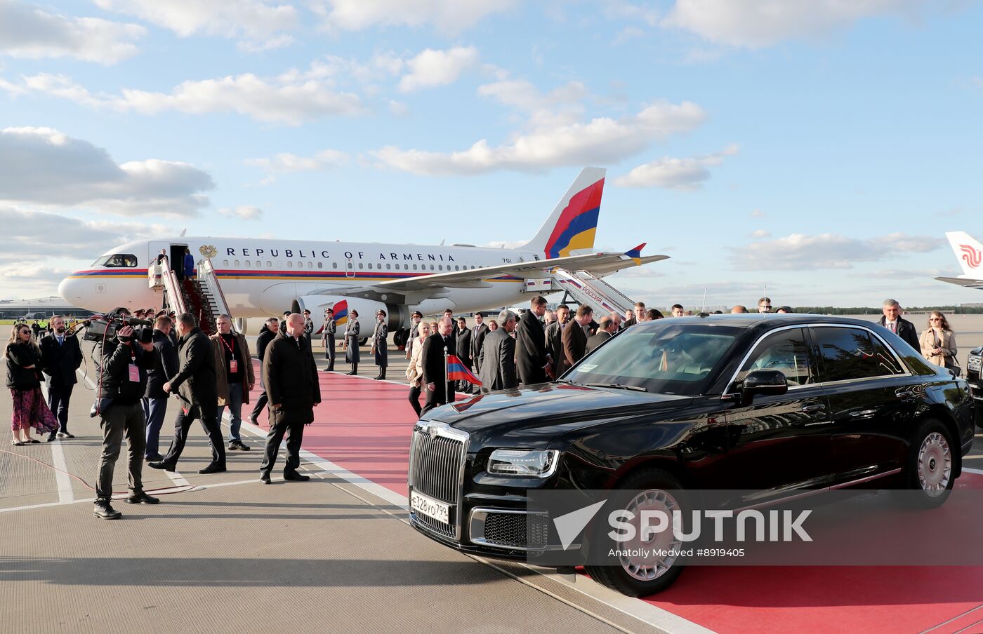 Arrival of Prime Minister of Armenia Nikol Pashinyan in Moscow for 80th anniversary of Victory