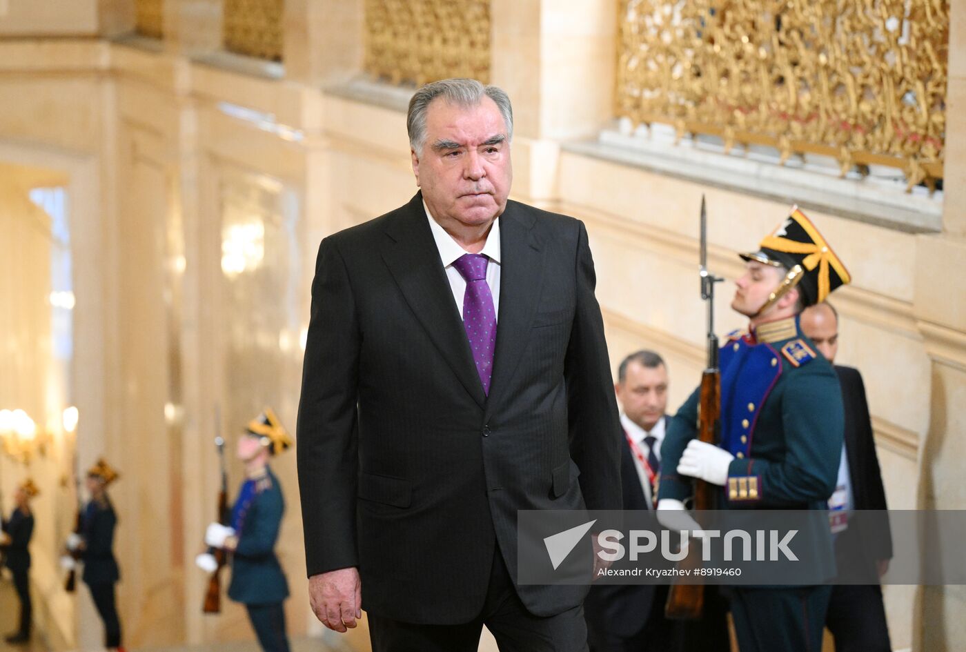 Heads of foreign delegations arrive in Kremlin for gala concert