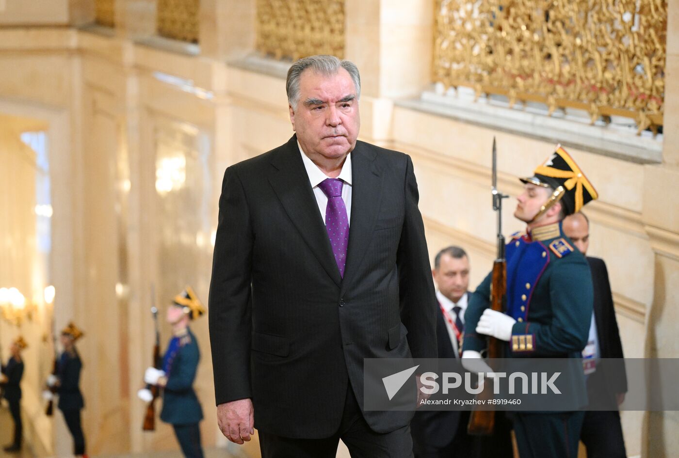 Heads of foreign delegations arrive in Kremlin for gala concert