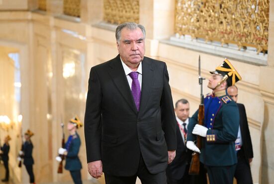 Heads of foreign delegations arrive in Kremlin for gala concert