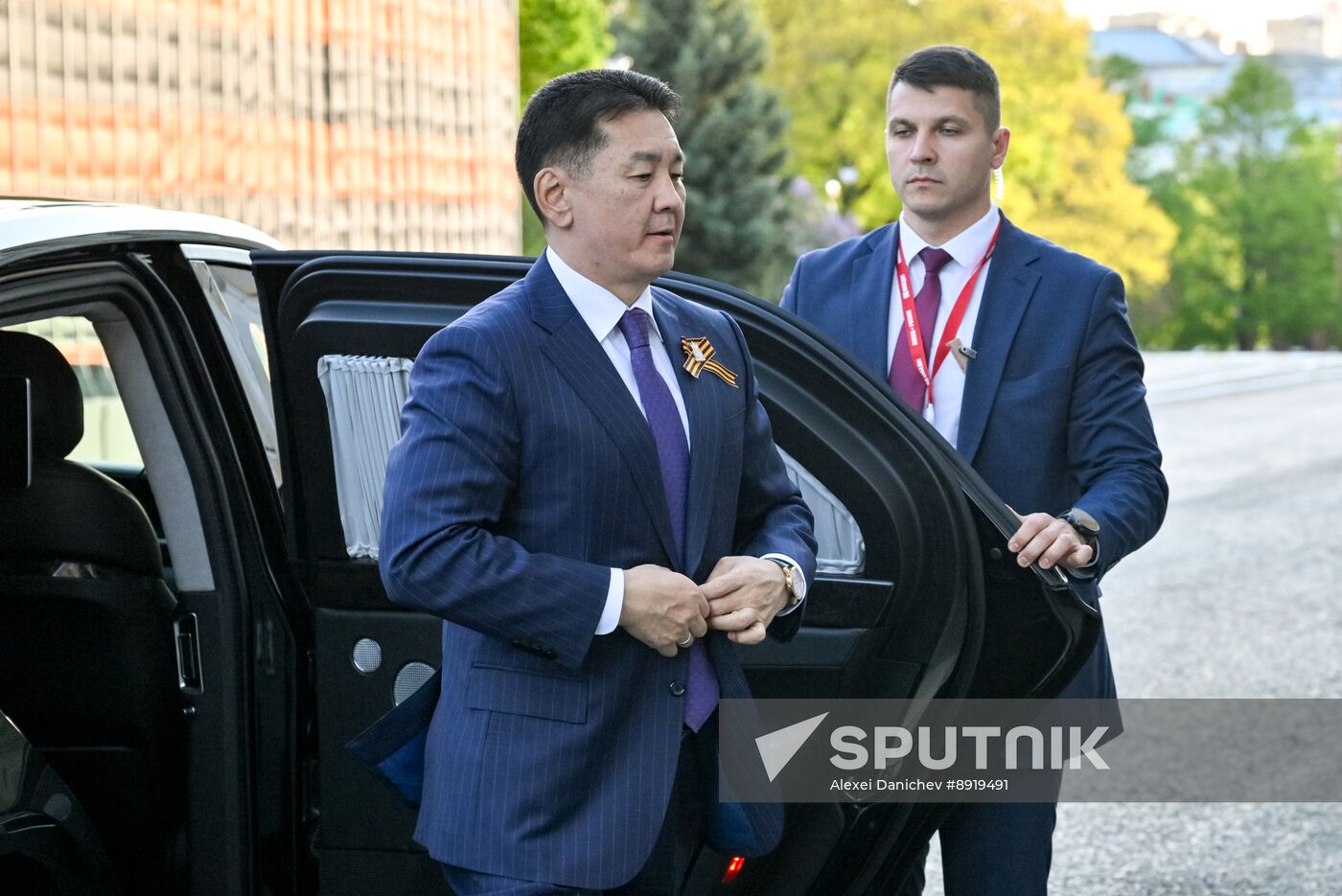 Heads of foreign delegations arrive in Kremlin for gala concert