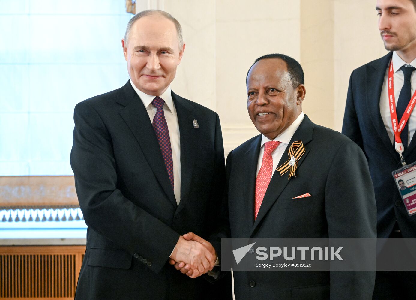 Heads of foreign delegations arrive in Kremlin for gala concert