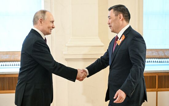 President of Russia Vladimir Putin and President of the Kyrgyz Republic Sadyr Japarov, who arrived in the Kremlin for a gala concert held for heads of foreign delegations invited to the celebrations of the 80th anniversary of Victory in the Great Patriotic War. Location: Russia, Moscow. Author: Sergey Bobylev/Sputnik. Heads of foreign delegations arrive in Kremlin for gala concert