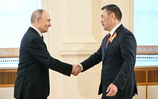 Heads of foreign delegations arrive in Kremlin for gala concert