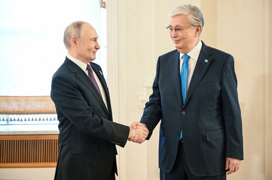 President of Russia Vladimir Putin and President of Kazakhstan Kassym-Jomart Tokayev, who arrived in the Kremlin for a gala concert held for heads of foreign delegations invited to the celebrations of the 80th anniversary of Victory in the Great Patriotic War. Location: Russia, Moscow. Author: Sergey Bobylev/Sputnik. Heads of foreign delegations arrive in Kremlin for gala concert