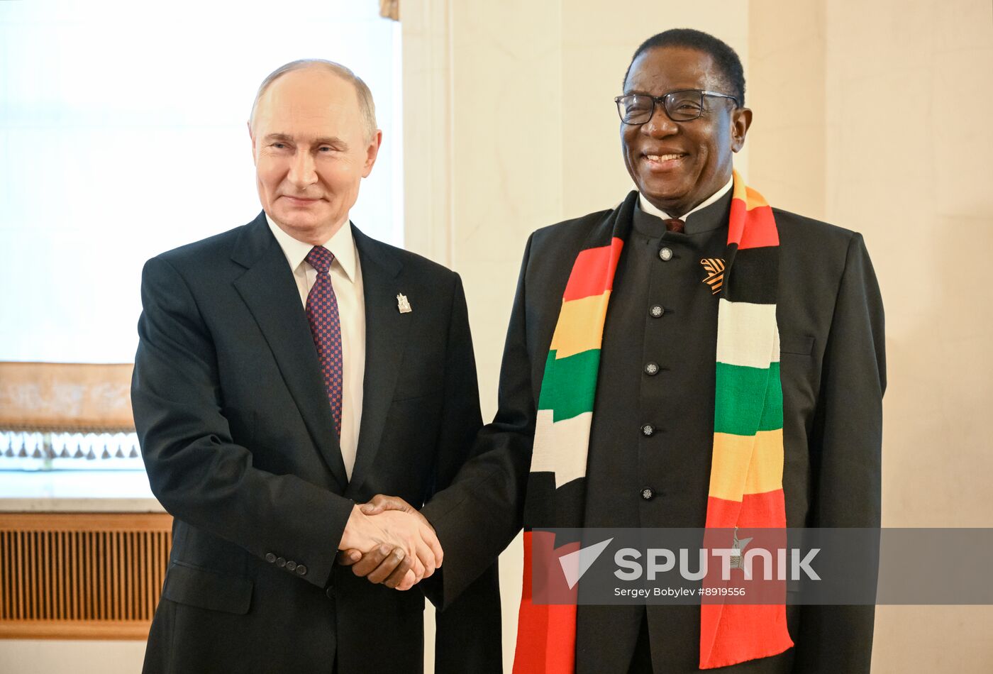 Heads of foreign delegations arrive in Kremlin for gala concert