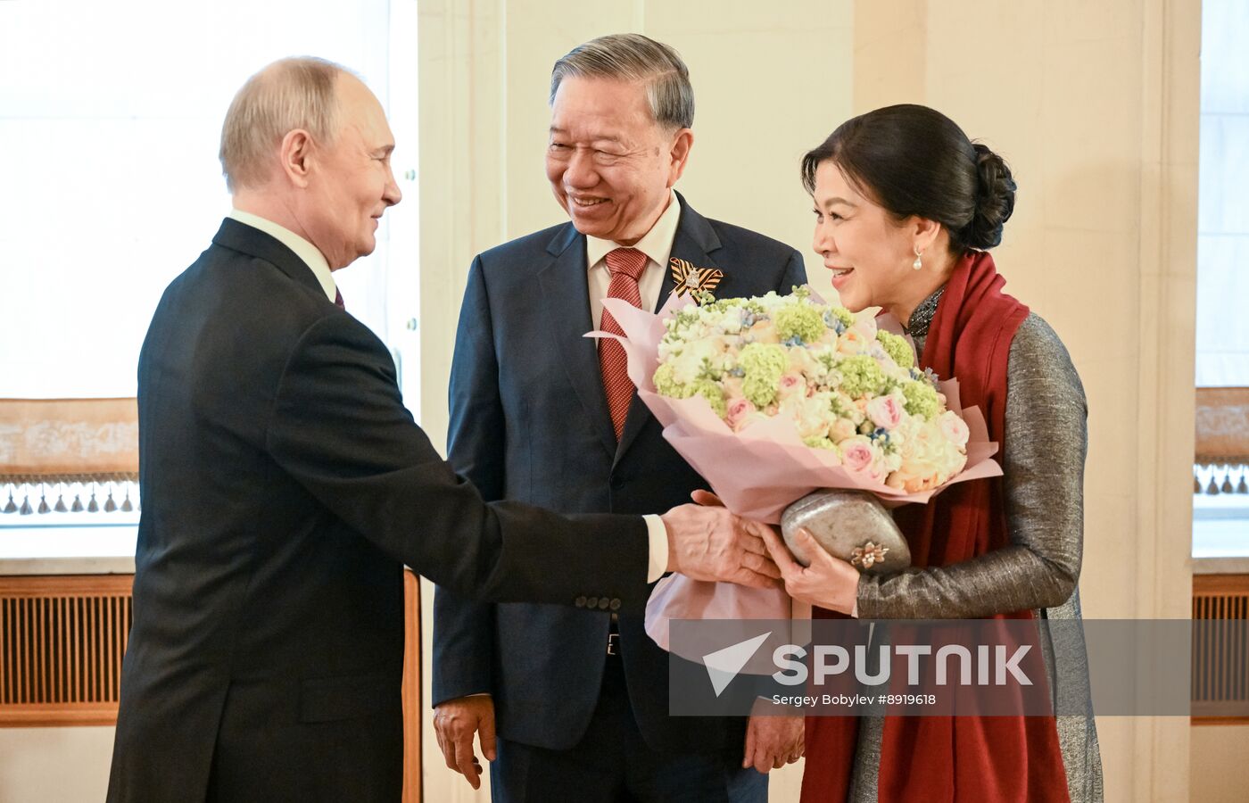 Heads of foreign delegations arrive in Kremlin for gala concert