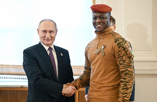 Heads of foreign delegations arrive in Kremlin for gala concert