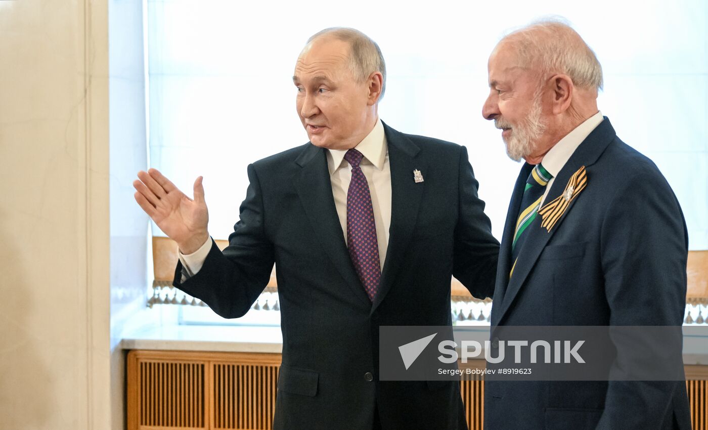 Heads of foreign delegations arrive in Kremlin for gala concert