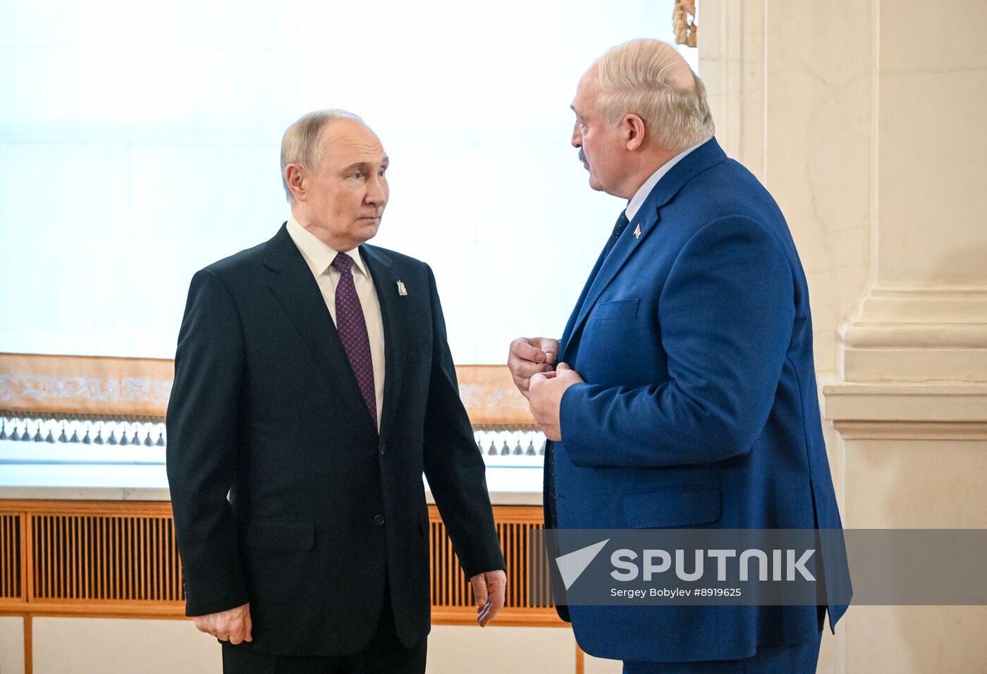 Heads of foreign delegations arrive in Kremlin for gala concert