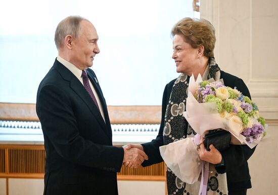 President of Russia Vladimir Putin and President of the BRICS New Development Bank Dilma Rousseff, who arrived in the Kremlin for a gala concert held for heads of foreign delegations invited to the celebrations of the 80th anniversary of Victory in the Great Patriotic War. Location: Russia, Moscow. Author: Sergey Bobylev/Sputnik. Heads of foreign delegations arrive in Kremlin for gala concert