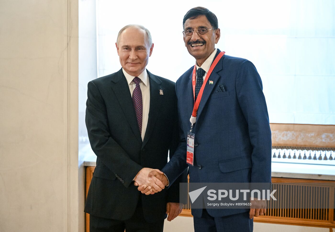 Heads of foreign delegations arrive in Kremlin for gala concert