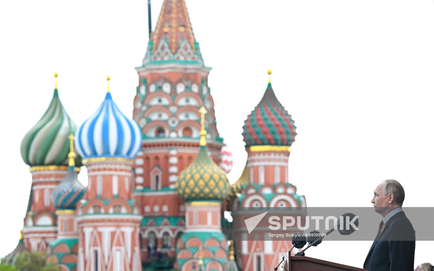 President of Russia Vladimir Putin and foreign leaders at military parade marking 80th anniversary of Victory