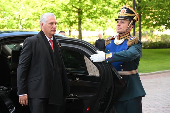 Cuban President Miguel Diaz-Canel arrives at the Kremlin to meet with Russian President Vladimir Putin ahead of the military parade to mark the 80th anniversary of Victory. On May 9, Russia celebrates the 80th anniversary of Victory in the Great Patriotic War of 1941-1945. Location: Russia, Moscow. Author: Alexandr Kryazhev/Sputnik. President of Russia Vladimir Putin's meeting with foreign leaders
