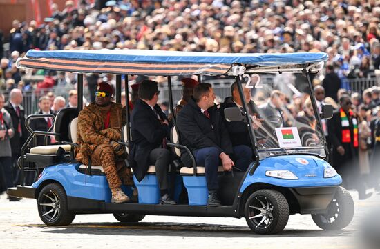 The delegation of Burkina Faso on their way to the wreath-laying ceremony at the Tomb of the Unknown Soldier following the military parade. Russia marks the 80th anniversary of Victory in the Great Patriotic War of 1941-1945. Third right: President of Burkina Faso Ibrahim Traore. Location: Russia, Moscow. Author: Pelagiya Tikhonova/Sputnik. President of Russia Vladimir Putin and foreign leaders at military parade marking 80th anniversary of Victory