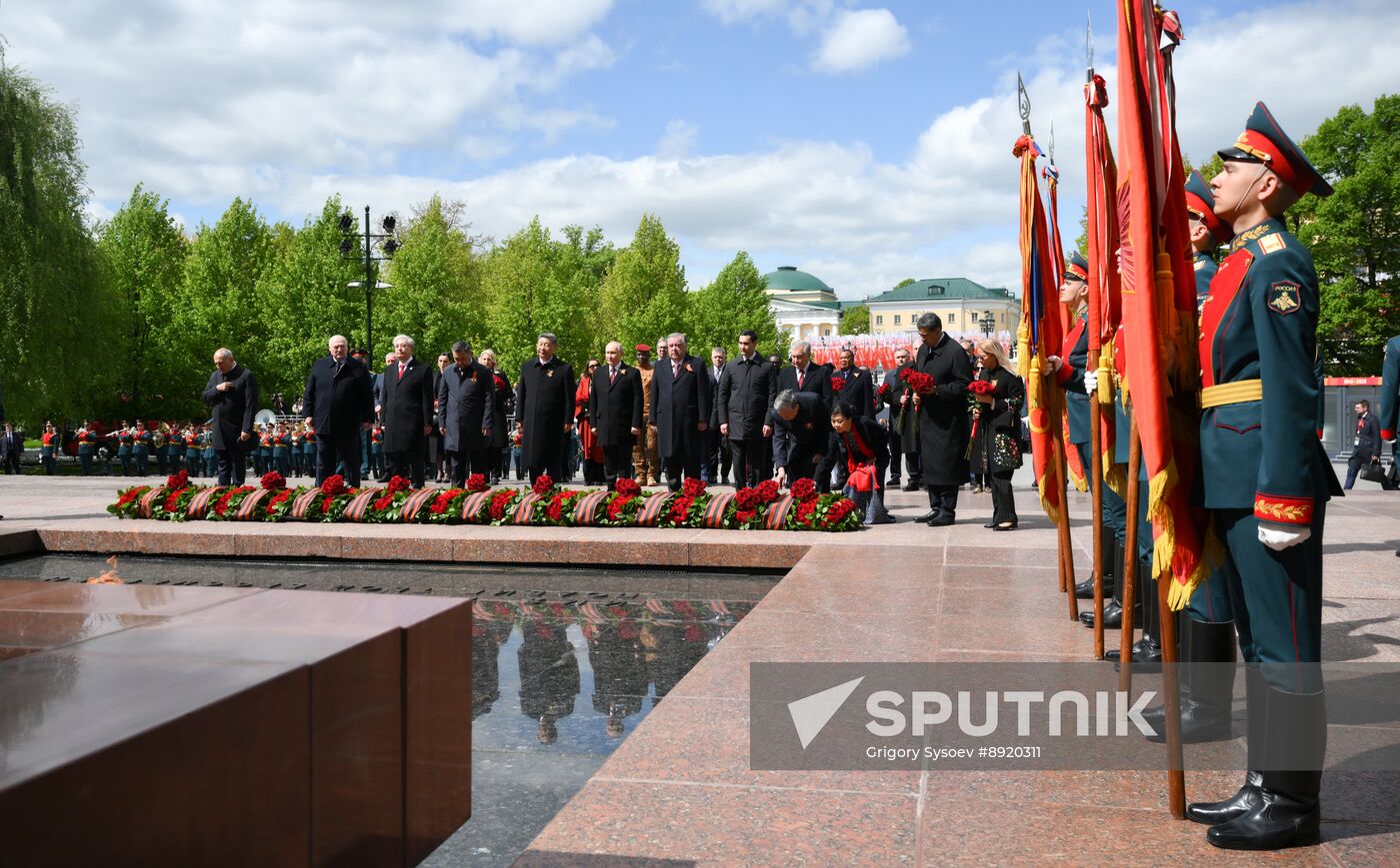 Wreath-laying ceremony at the Tomb of the Unknown Soldier