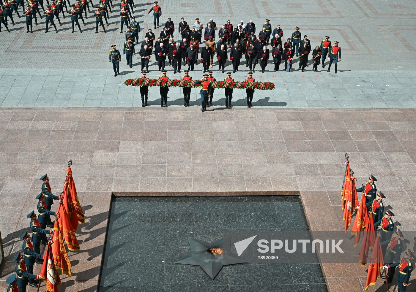 Wreath-laying ceremony at the Tomb of the Unknown Soldier