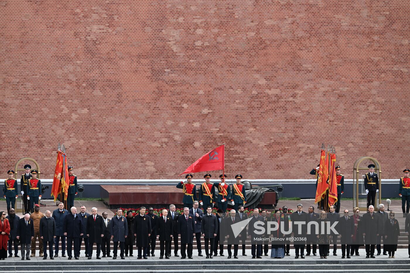 Wreath-laying ceremony at the Tomb of the Unknown Soldier