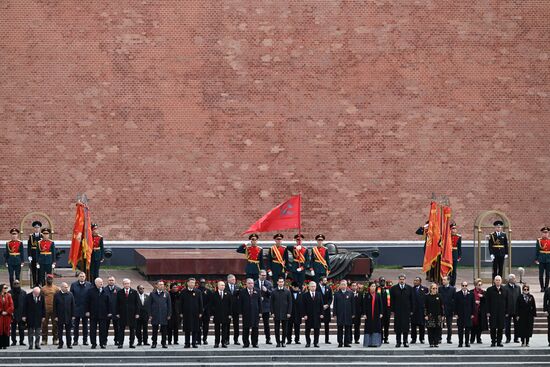Wreath-laying ceremony at the Tomb of the Unknown Soldier