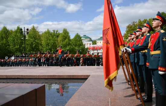 Wreath-laying ceremony at the Tomb of the Unknown Soldier