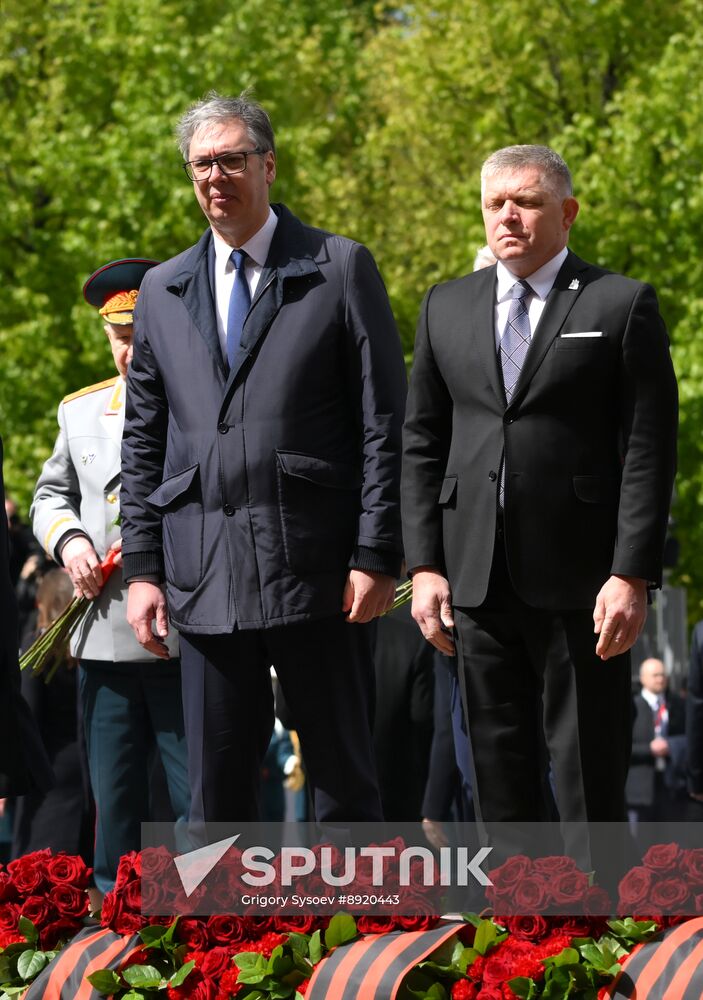 Wreath-laying ceremony at the Tomb of the Unknown Soldier