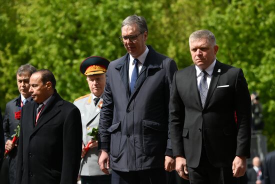 Wreath-laying ceremony at the Tomb of the Unknown Soldier