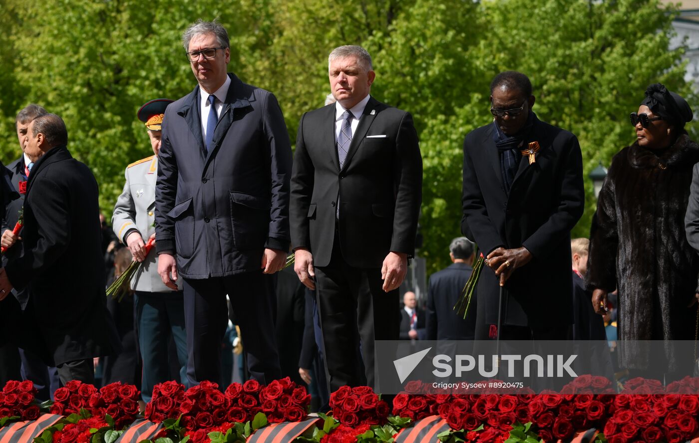Wreath-laying ceremony at the Tomb of the Unknown Soldier