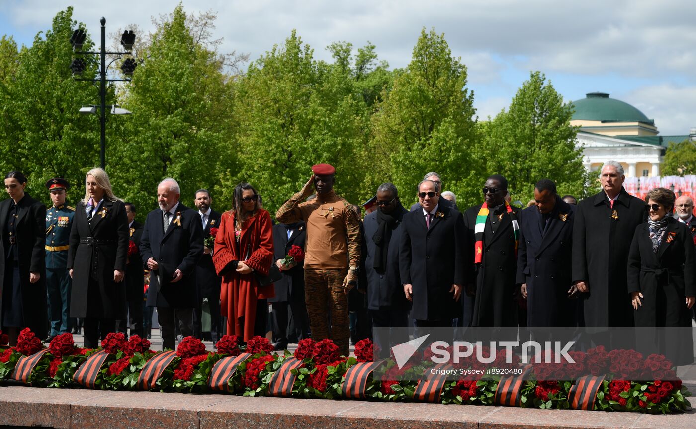 Wreath-laying ceremony at the Tomb of the Unknown Soldier