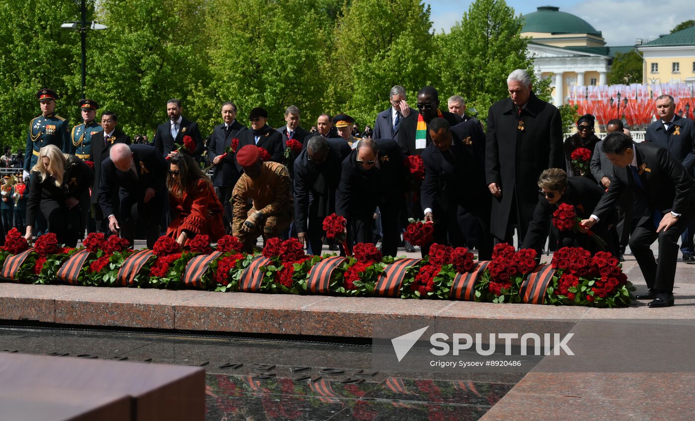 Wreath-laying ceremony at the Tomb of the Unknown Soldier